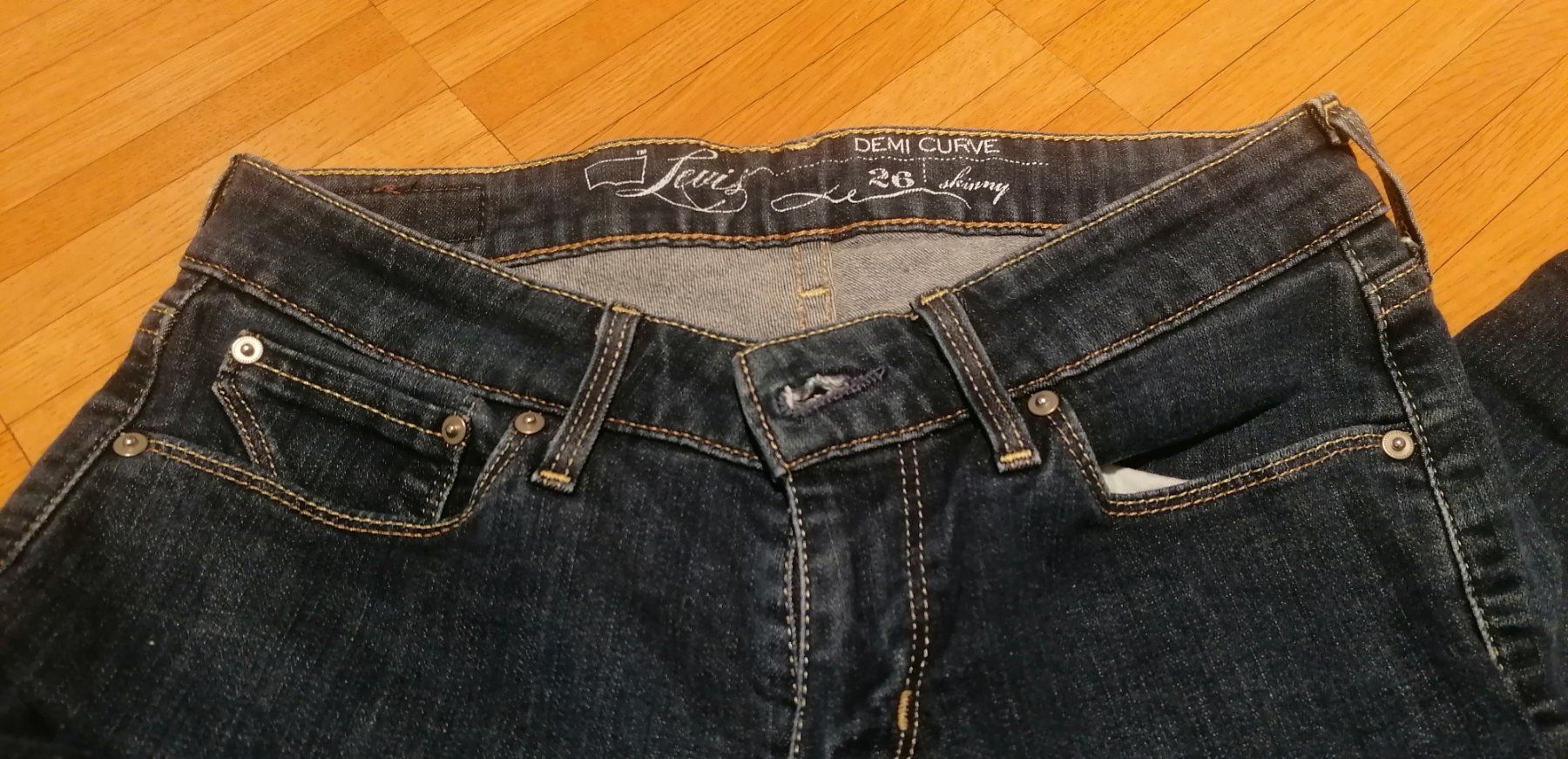Levi's Jeans: Levi's Jeans – Usato da Laufenburg venduto da megane1959 5