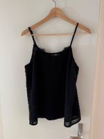 Damen Top schwarz Grösse M mit Spitze guter Zustand