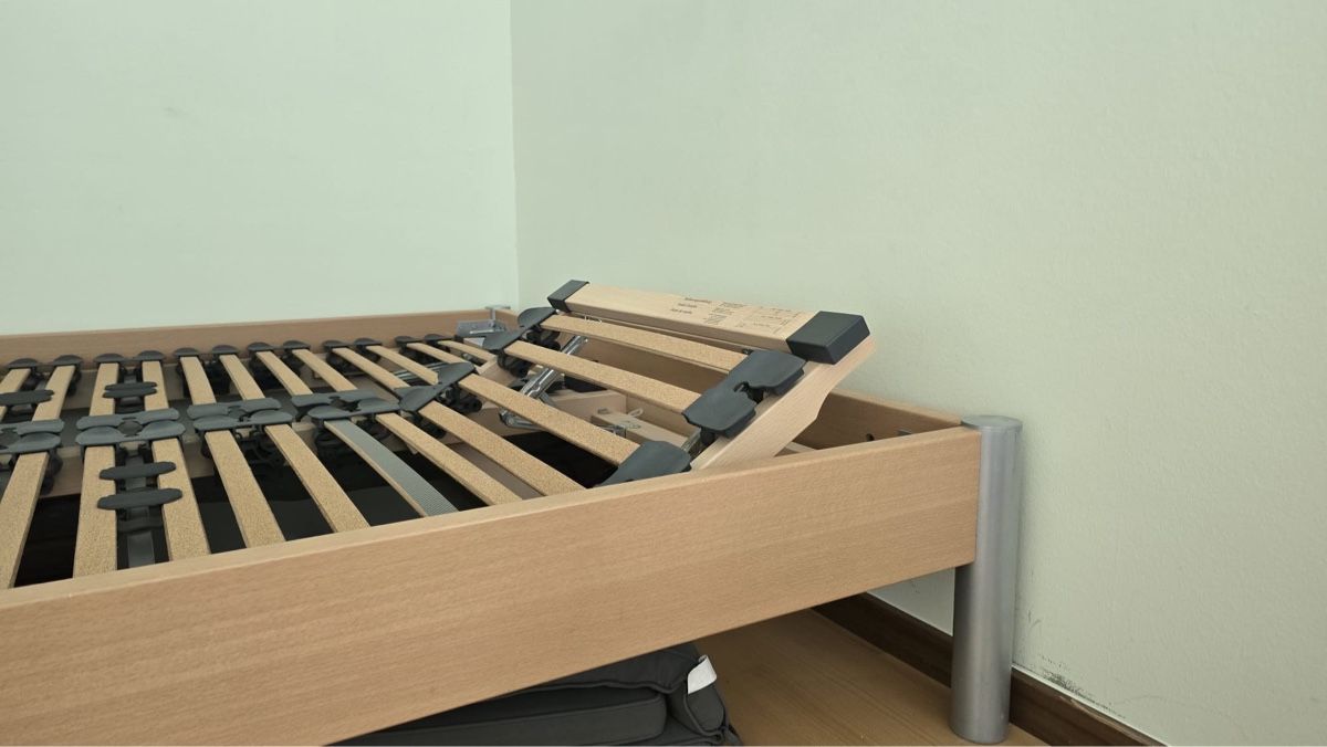 Livique Letti: Bett 140 x 200 – Usato da Wettswil venduto da neovia 1