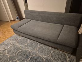 Sofa grau mit Schlaffunktion und Bettkasten