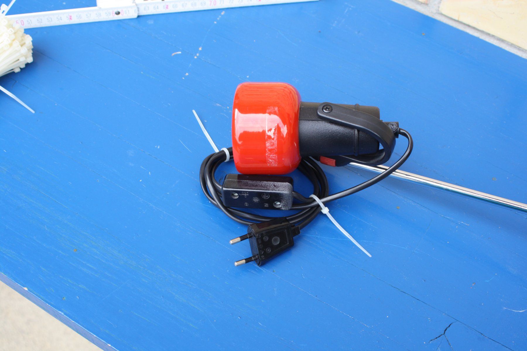 Lampen: VINTAGE TISCH LAMPE MIT LED BIRNE – Gebraucht aus Wauwil von Pneuedy 9