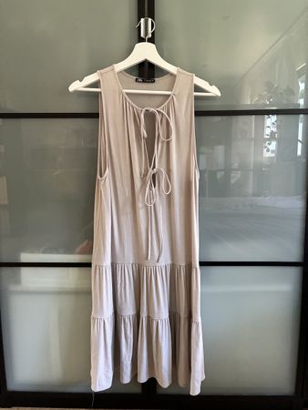 Zara Dress Beige Size M good condition