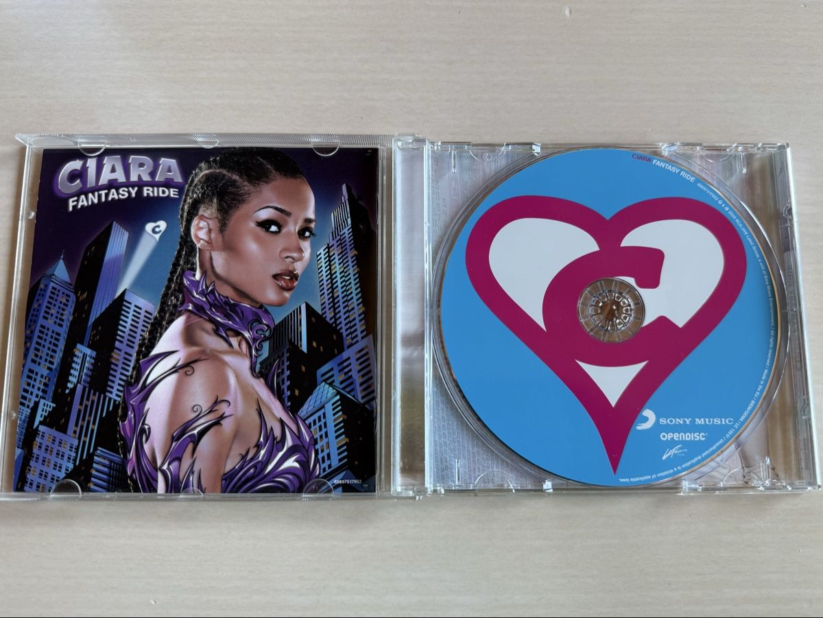 CDs: Ciara - Fantasy Ride CD – Gebraucht aus Oberried Brienz von Chyara 2