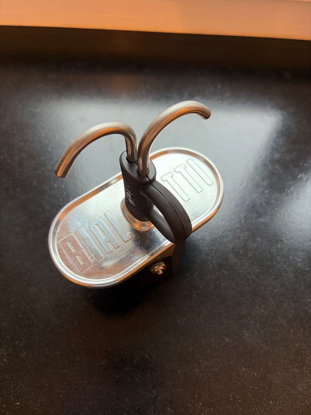 Bialetti Macchine per caffè & Macchine per espresso: Bialetti Mini Express Espressomaschine schwarz neuwertig – Nuovo (secondo la descrizione) da Olten venduto da Sapstar 2