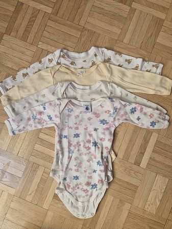 Lot de 4 Bodies Petit Bateau - 6 mois
