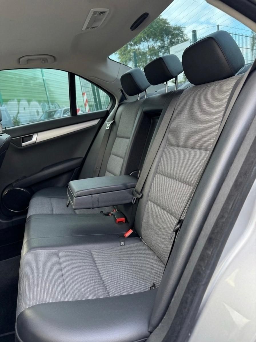 Mercedes-Benz Automobili: Mercedes-Benz C 350 CDI – Usato da Dietlikon venduto da xoc_7f8l 9