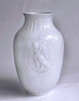 VASE*Tettau Antiquariat "AMORETTEN"*Köngl. pr. Tettau*****