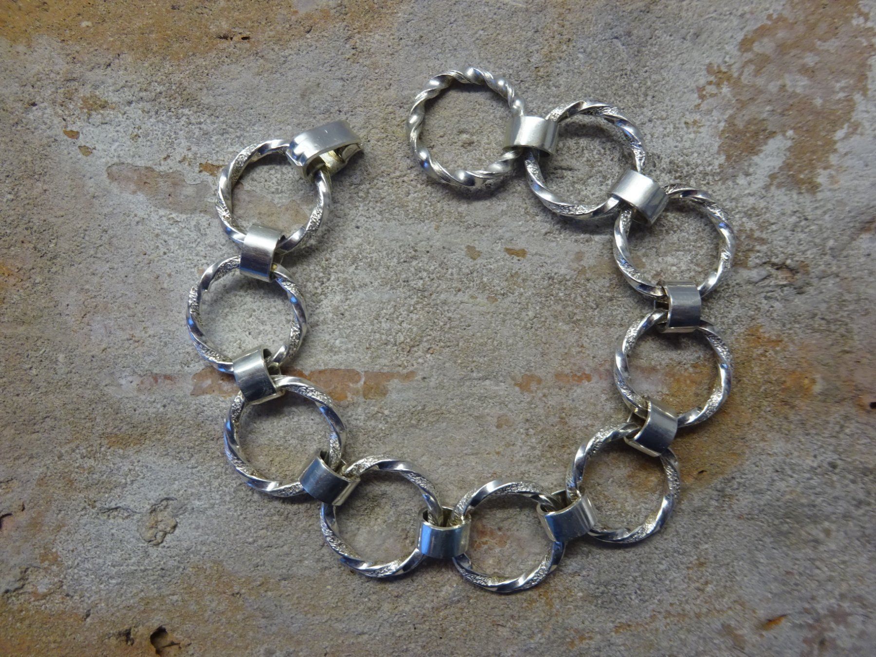 Bracciali & Braccialetti: Armband – Usato da Esslingen venduto da FetteSchnecke 1