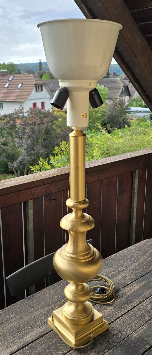 Lampade: Lampe mit Messingsockel – Usato da Herzogenbuchsee venduto da Numis25 4