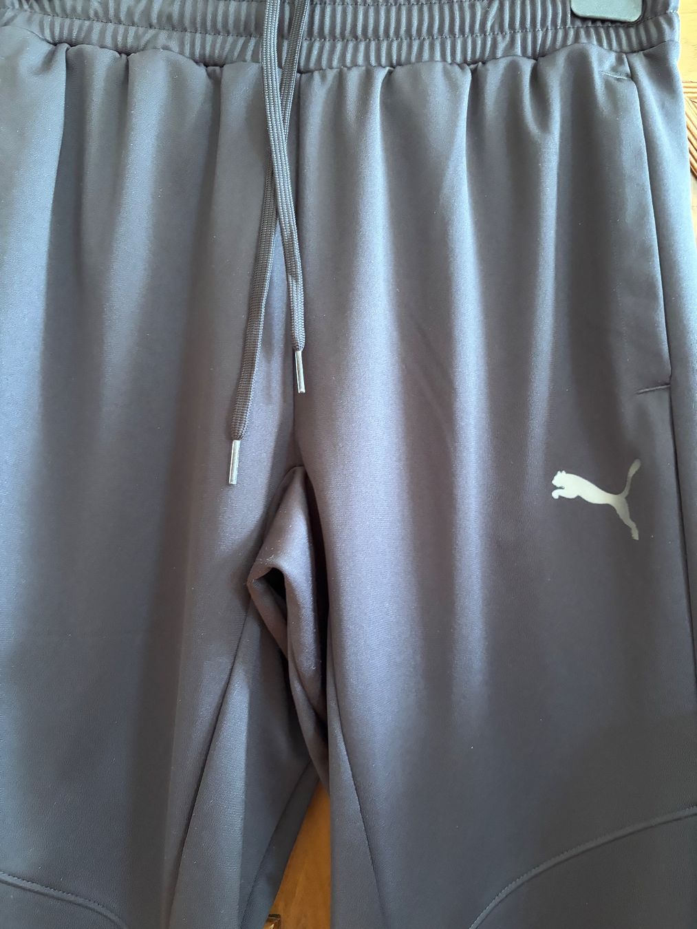 Puma Lotti di vestiti: PUMA  Set /  Pullover + Hose /  SPORTSWEAR  Größe: M – Usato da Interlaken venduto da Bona55 1