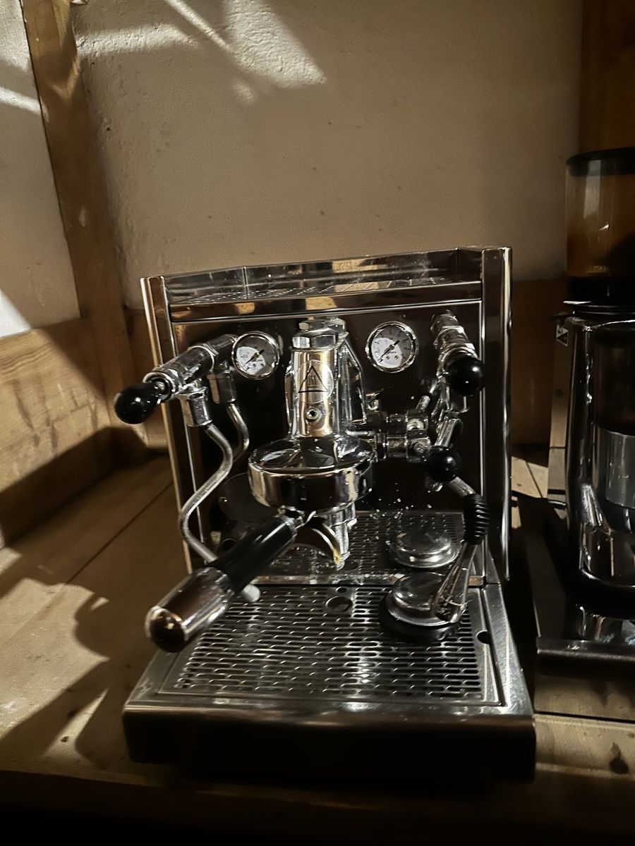 ECM Manufacture Machines à café & Machines à expresso: Espresso Machine and Coffee Grinder Set Used – Défectueux à Winterthur par fel_88yd