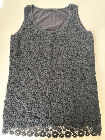 Top schwarz ; Grösse 36