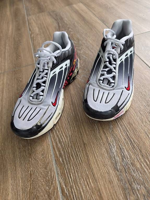 Scarpe da uomo: Nike TN Schuhe – Usato da Pfäffikon ZH venduto da gattomatto