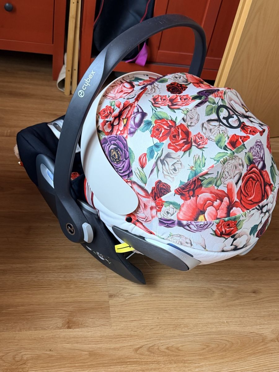 Cybex Seggiolini per auto: Cybex Cloud Z Modell Babysitz – Usato da Nussbaumen AG venduto da Ginedou 3