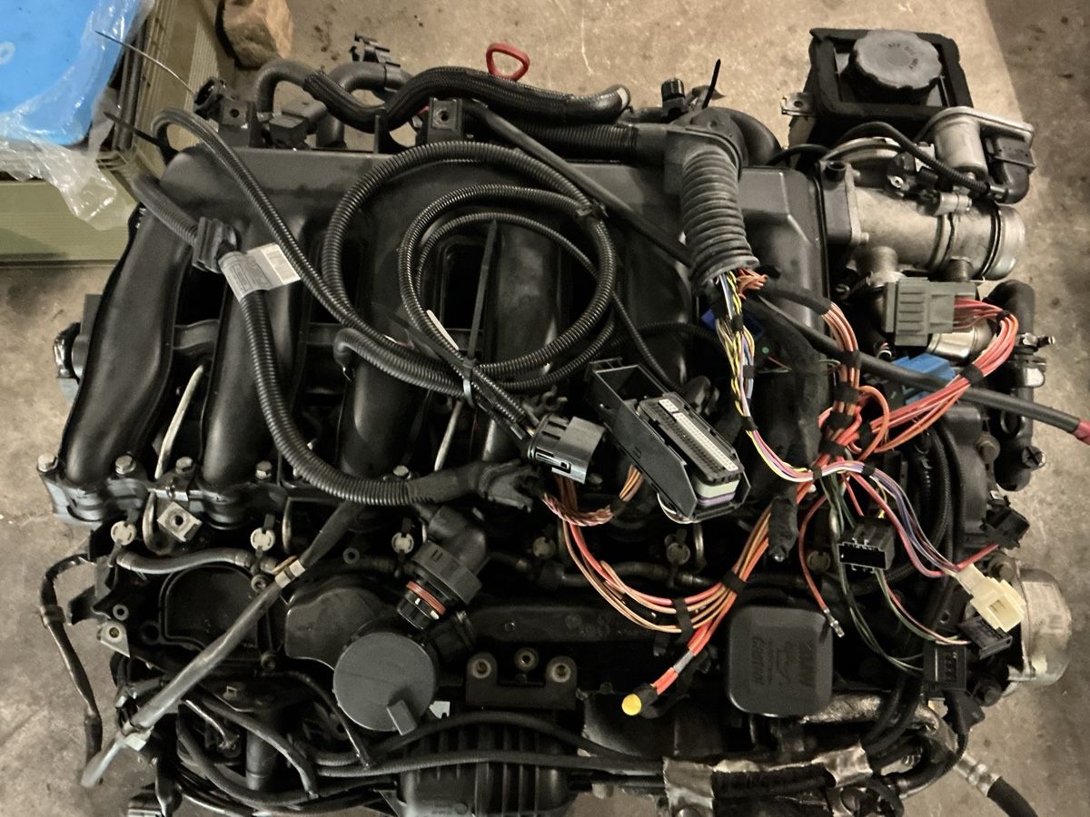 BMW Tutti pezzi di ricambio auto: BMW X3 3.0 sd 2006 Motor – Usato da Schlossrued venduto da Mtimbo7 1