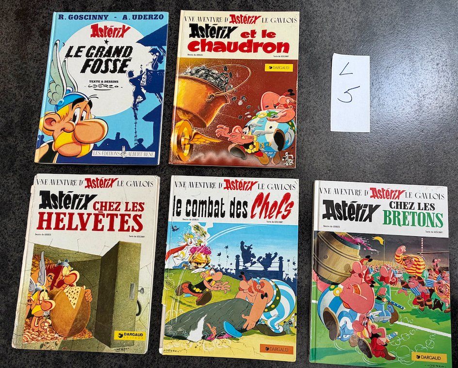 Fumetti: BD Lot N° 5  5x ASTERIX. – Usato da Châtillon JU venduto da laoo