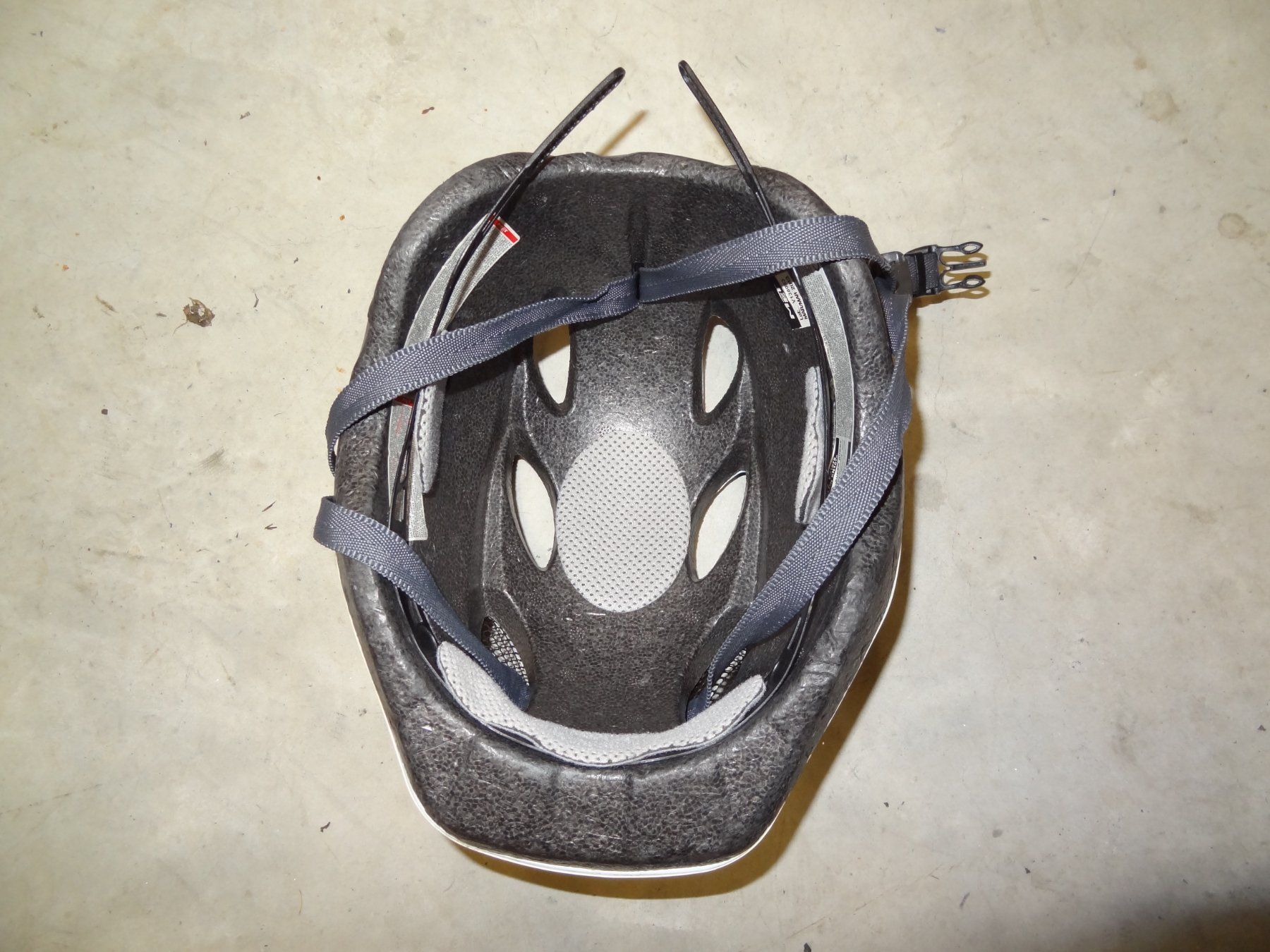 Helme: Casque de vélo enfant 52-57cm – Gebraucht aus Satigny von salvatore73 8