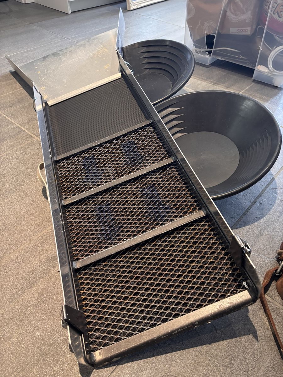 Métaux précieux: Napfschleuse 2 teilig ca 150cm – D'occasion à Schwarzenburg par Probo89 1