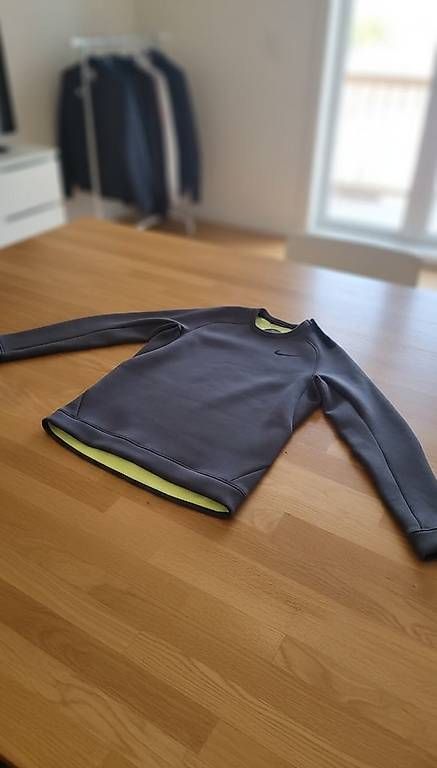 Nike Maglioni & Felpe: Nike Therma-FIT Pullover – Usato da Zürich venduto da ale_xxz7 1