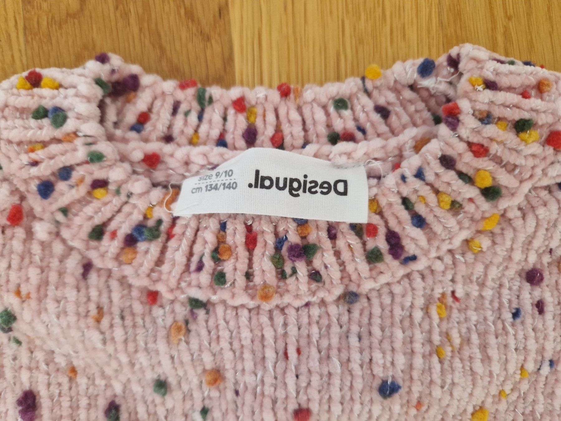 Desigual Maglioni & Felpe: Desigual. Pullover Gr. 134/140 pink bunt meliert – Usato da Buchs venduto da sonjaja 3