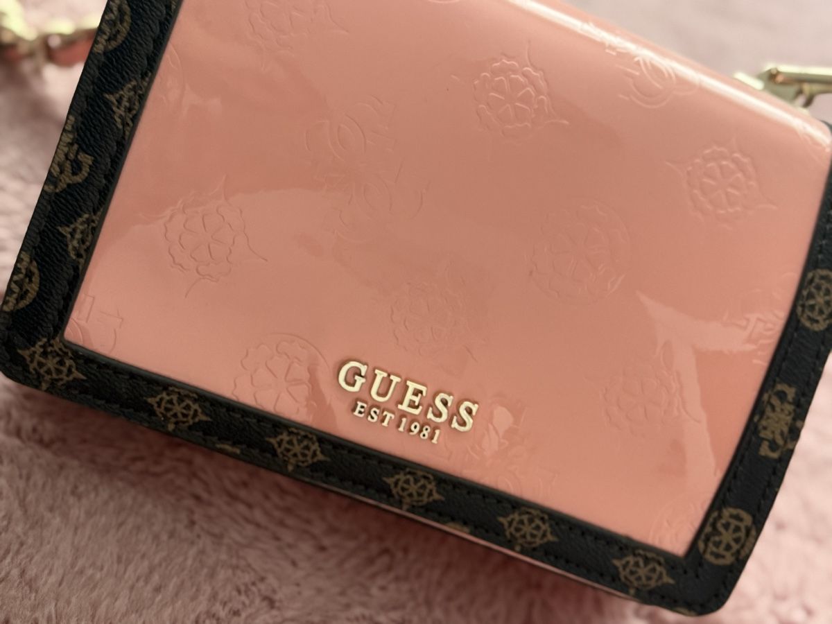 Guess Borse da donna: Guess Tasche – Nuovo (secondo la descrizione) da Studen BE venduto da zog_r8h5 3