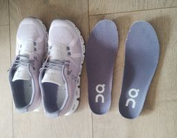 on Cloud Turn- Laufschuhe Damen Grösse 38,5 neuwertig