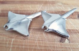Opel Manta Rochen Embleme