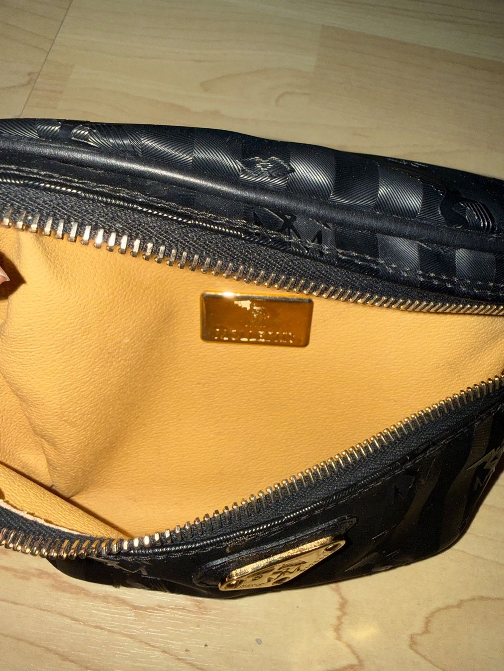 Maison Mollerus Borse da donna: Mollerus Gürteltasche schwarz – Nuovo (secondo la descrizione) da Würenlos venduto da mia_bb9b 2