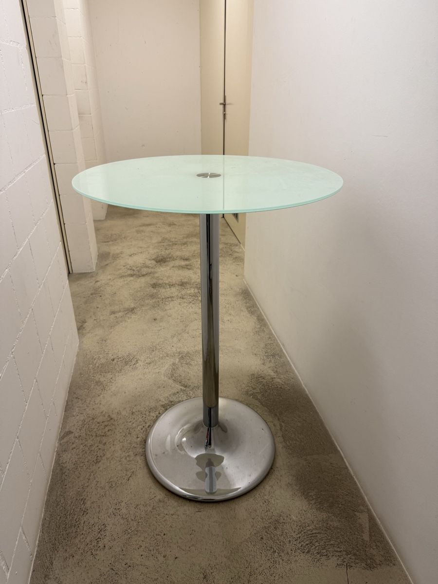 Tavoli: Bartisch inkl.2 Hocker – Usato da Möhlin venduto da mza84 1