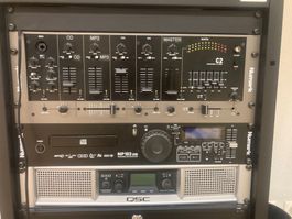 Numark C2 Mixer, MP103 USB Player, QSC Endstufe