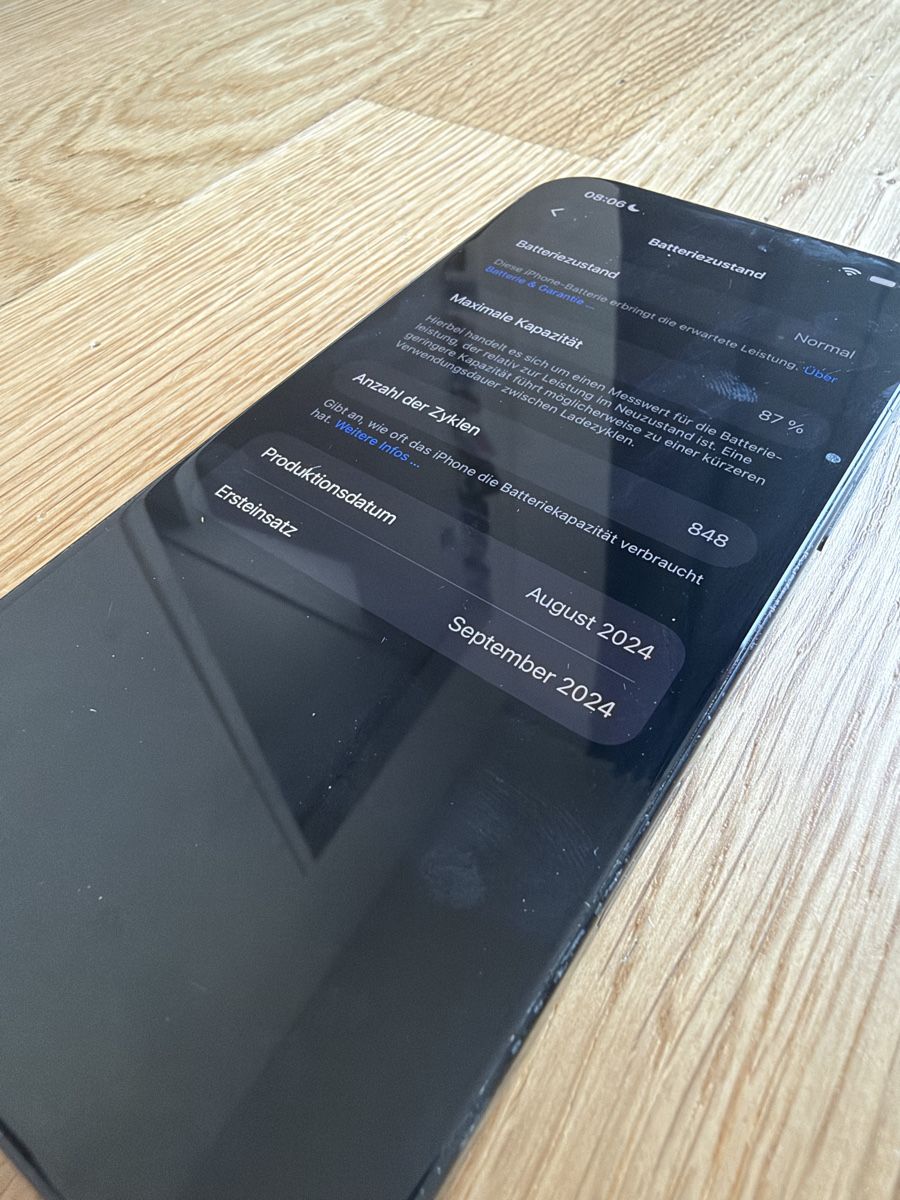 Apple Handys / Smartphones: iPhone 16 Pro Max – Gebraucht aus Kriens von severin1901 4