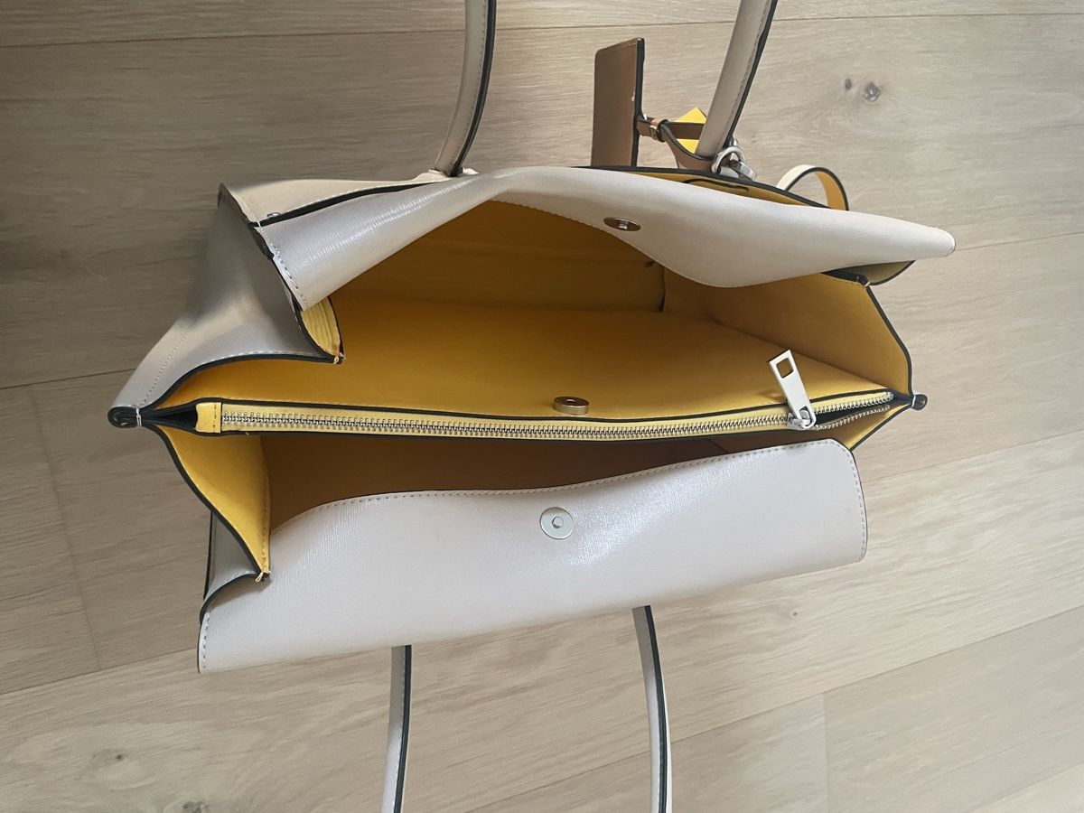 Borse da donna: Tasche beige – Usato da Rorschach venduto da zlatokosa85 1