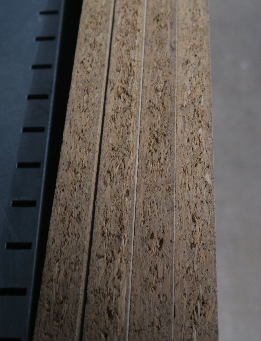 Articoli in legno: Novopan Platten 4 ST – Usato da Rüti ZH venduto da Xokimilko 1