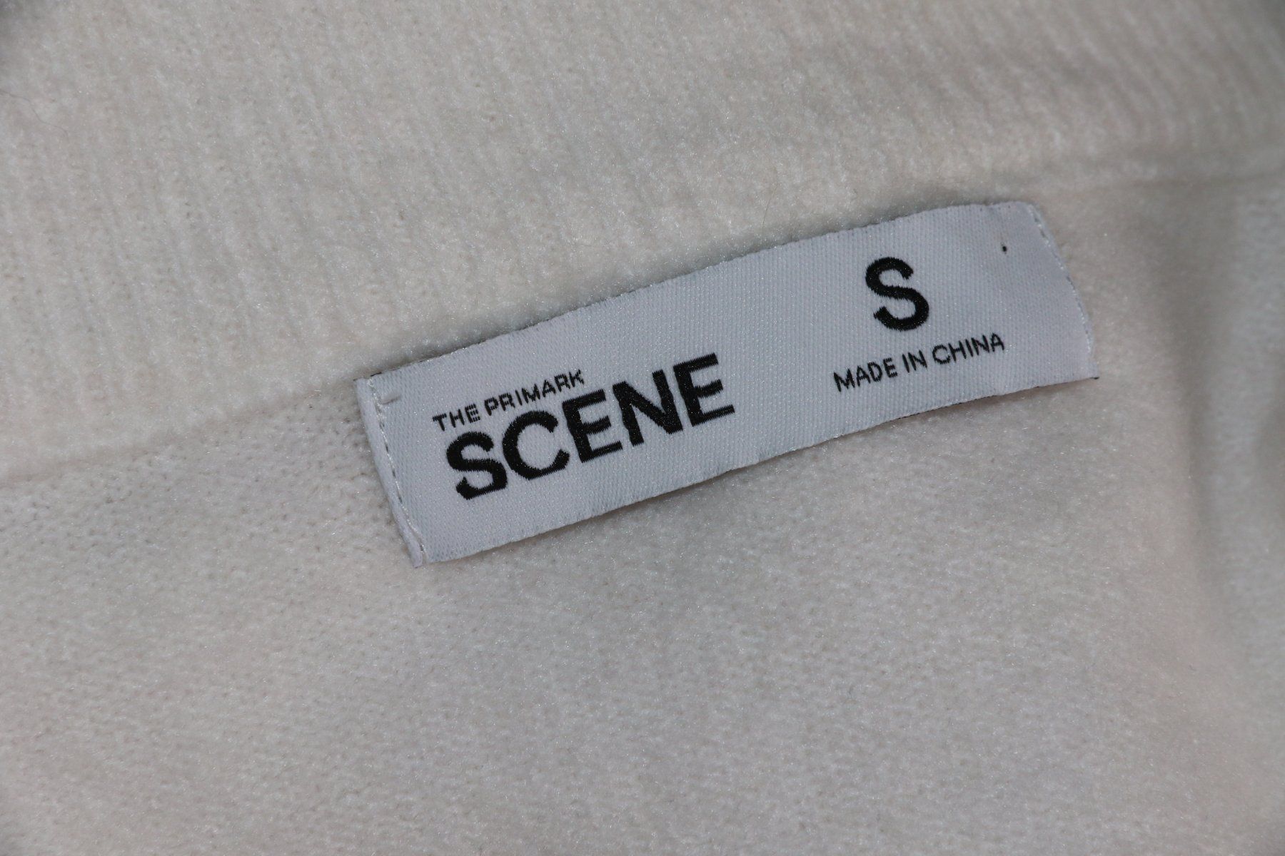 Primark Maglioni & Felpe: Toller Pullover von PRIMARK eher Gr.M NEU – Nuovo (secondo la descrizione) da Oberwil-Lieli venduto da Svetlana28 8