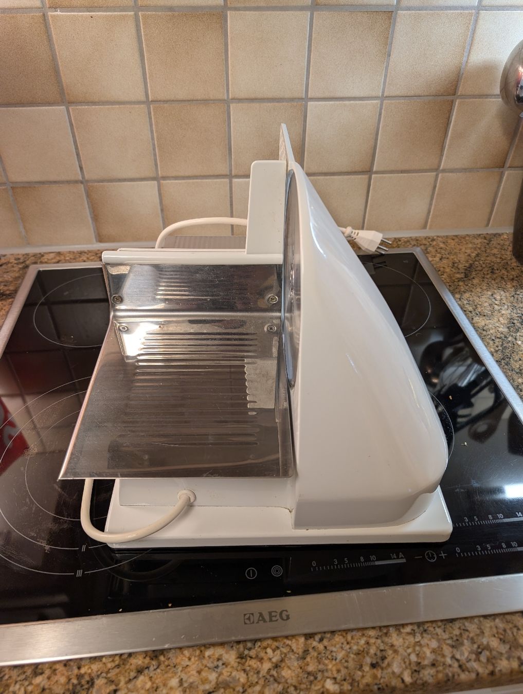 Elettrodomestici da cucina: Allesschneider weiss "Severin" guter Zustand – Usato da Hinwil venduto da lba_l8yp 4