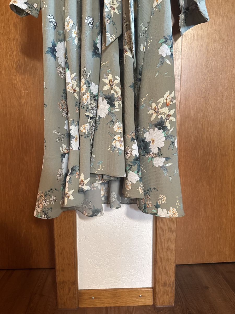 Mint & Berry Vestiti: Langarm Kleid geblümt – Usato da Rohrbachgraben venduto da kae_5lhf 3