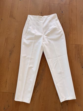 Zara Hose m. hohem Bund u. Knöchellang in Weiss Gr.M