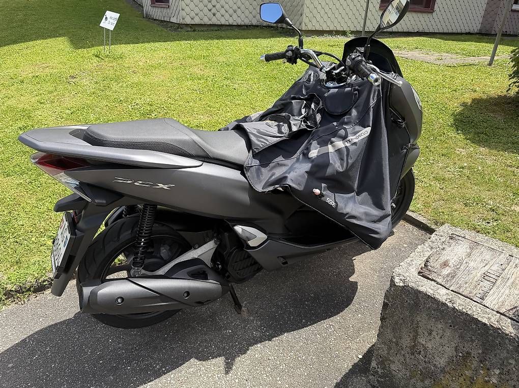 Scooters: Honda PCX125 – Gebraucht aus Neuenhof von mit_ck5p 4
