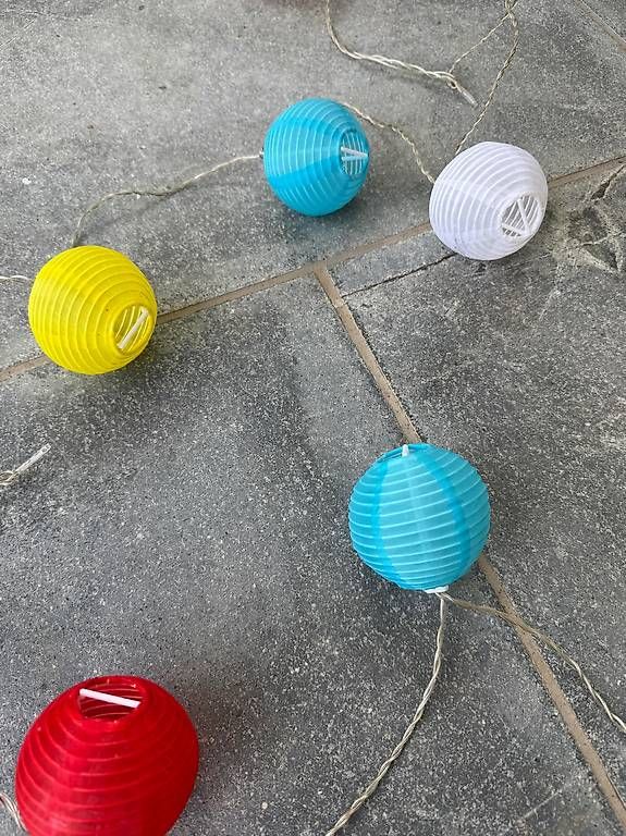 Ghirlande e barre luminose: Guirlande lumineuse lanternes colorées IKEA – Usato da Jussy venduto da Retrove 1
