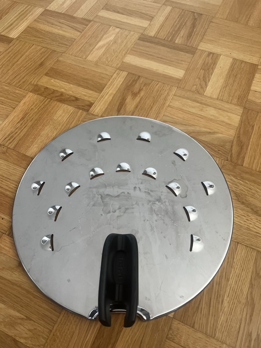 Tefal Pfannen: Edelstahl Spritzschutz Pfannen Tefal 28cm – Gebraucht aus Schlieren von mle_lws6