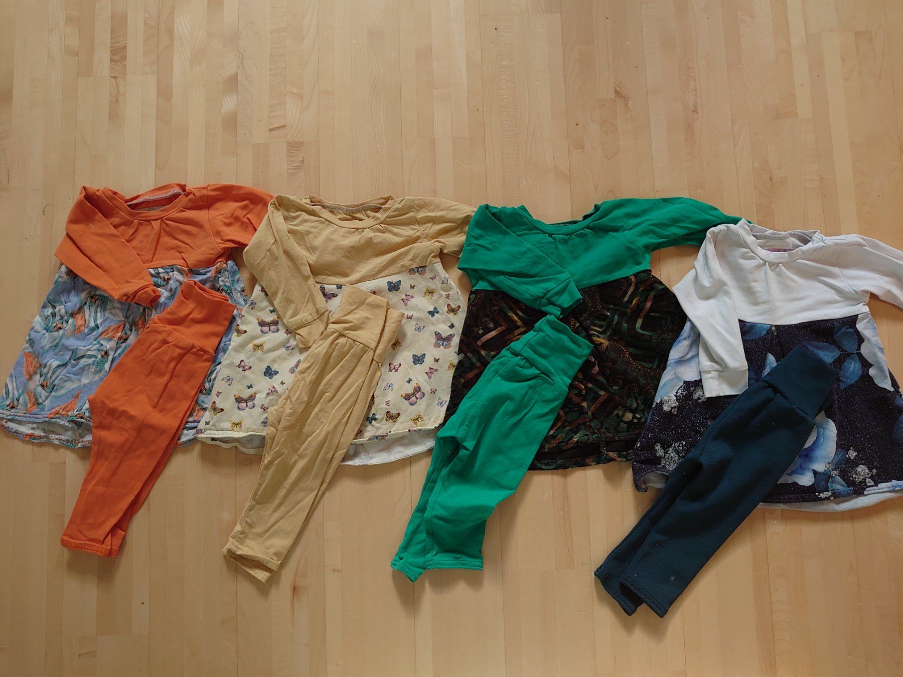 Kleiderpakete & -sets: 4x Röckli mit Leggins Gr. 68* – Gebraucht aus Bern von macsandra
