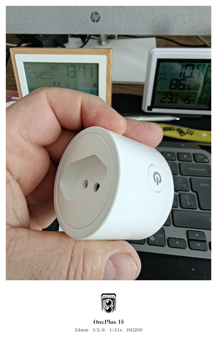 Spine: Prise 230v avec application – Nuovo e nell'imballaggio originale da noréaz venduto da mepla76