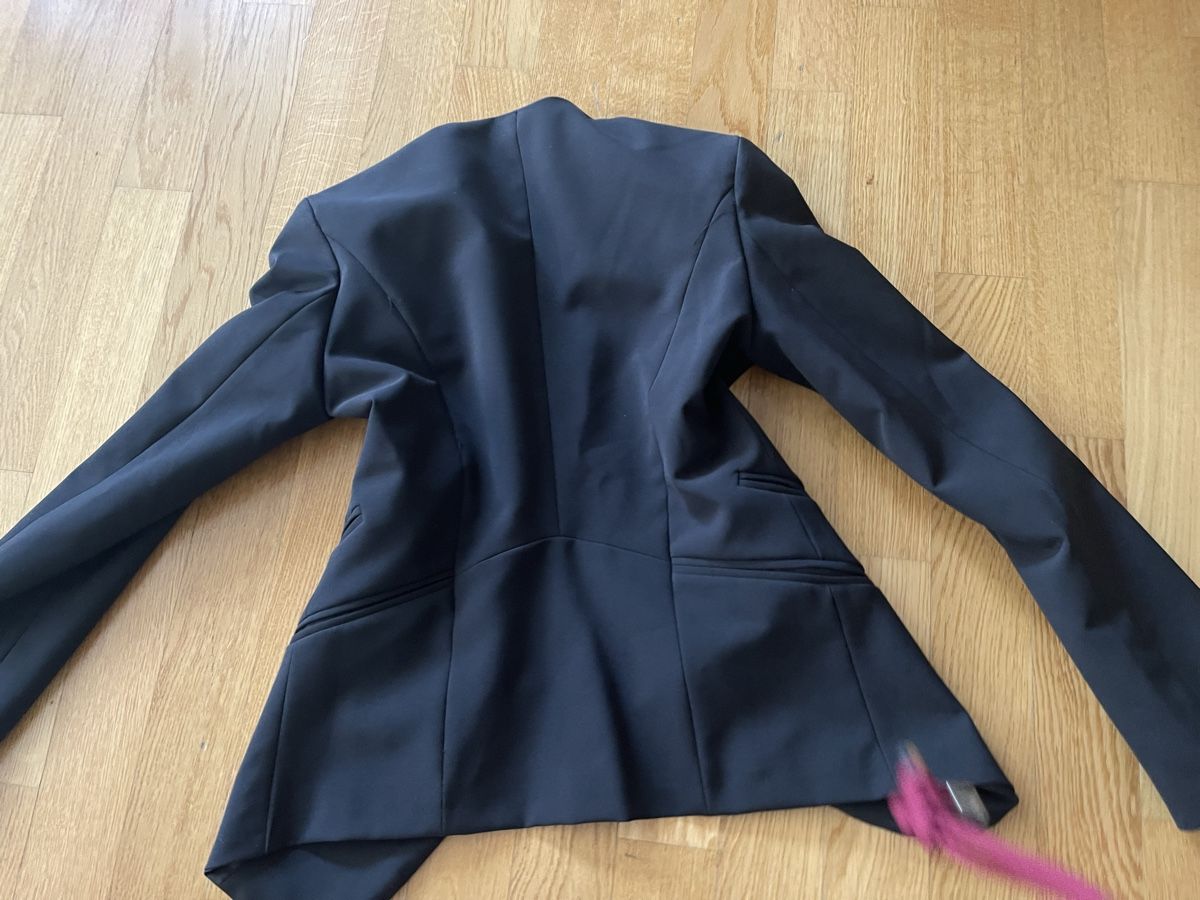 Completi & Tailleur: Blazer Schwarzer Blazer Gr. L von PLEASE, Elegant – Usato da Rüschlikon venduto da leo_mwz2 8
