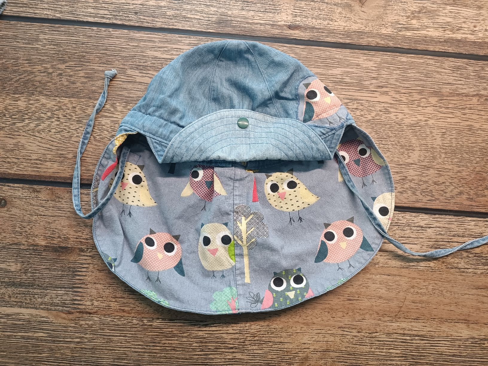 Altro abbigliamento per bambino: Sonnenhut selbstgenäht – Usato da Busswil BE venduto da Mango87