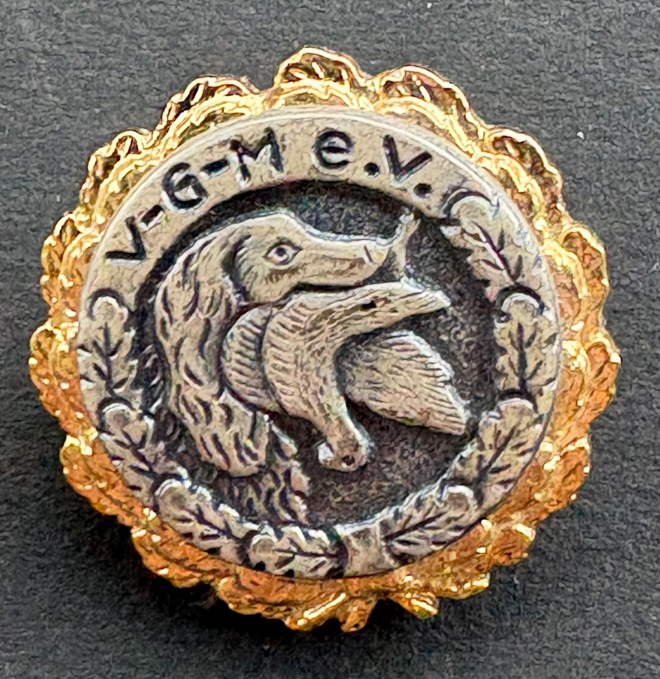 Placchette & Badge: ANSTECKNADEL – Usato da Ostermundigen venduto da wini63