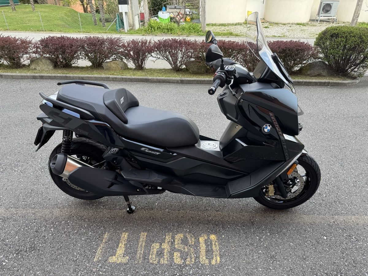 Scooter: BMW C400 GT Triple Black – Usato da Sigirino venduto da Mattia87