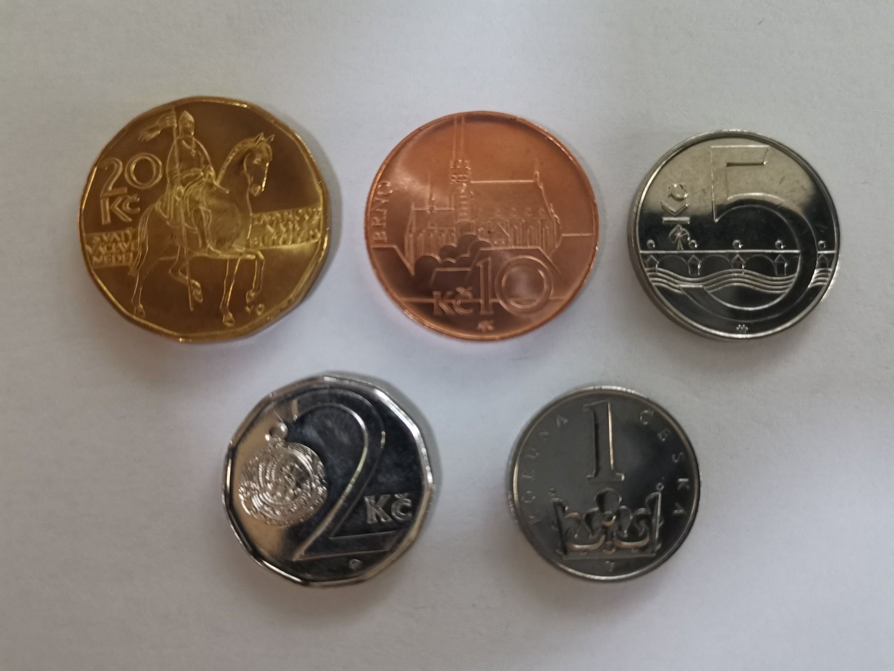 Tutti le monete: Ceska Republika 5 Piece 2014/16 Occasion – Usato da Cousset venduto da Patricio77 1