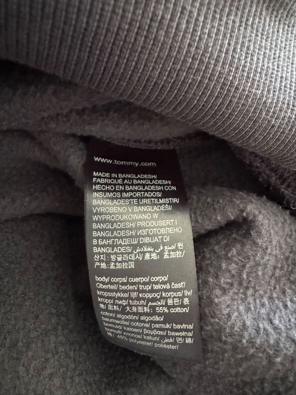 Pullover & Sweatshirts: Pullover Tommy Hilfiger – Gebraucht aus Arbon von flowerandfound 3