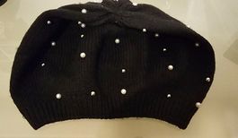 Bonne noir hiver avec perles, état neuf 100% acrylic