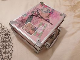 Makeup Koffer Paris von Claire's mit Inhalt
